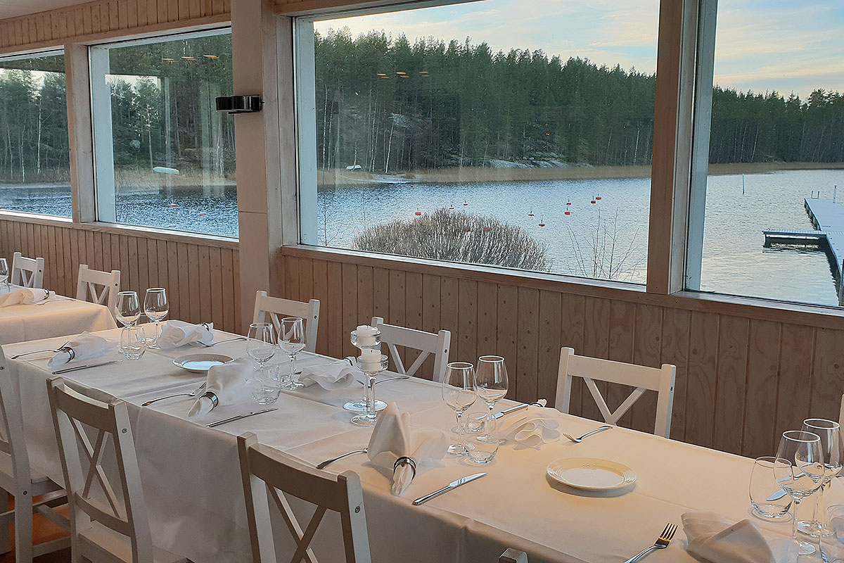 juurikkasaari-terassi2018b